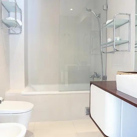 Azulejos' Charming With Terrace 2 By Lisbonne Collection