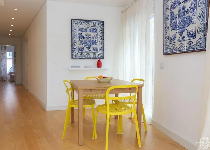 Azulejos' Charming With Terrace 2 By Lisbonne Collection Lägenhet *