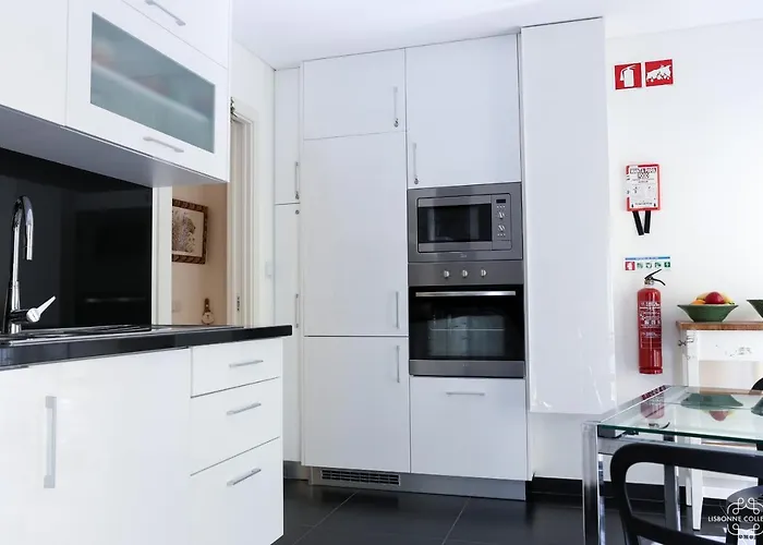 Azulejos' Charming With Terrace 2 By Lisbonne Collection Apartment *