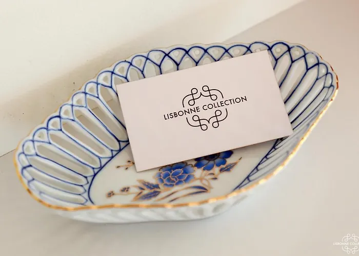 Azulejos' Charming With Terrace 2 By Lisbonne Collection *