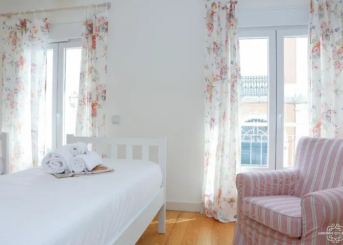 Azulejos' Charming With Terrace 2 By Lisbonne Collection Apartment *