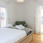 Apartment Azulejos' Charming With Terrace 2 By Lisbonne Collection
