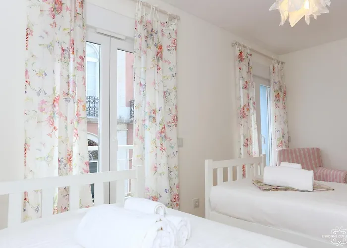 Apartamento Azulejos' Charming With Terrace 2 By Lisbonne Collection